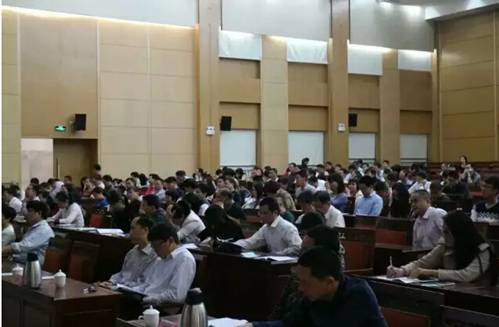 广东省总人口是多少_中国人口最多的地方是哪里(3)