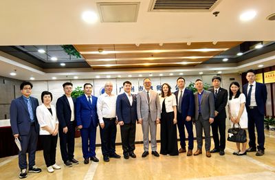 05会后合影_副本.jpg