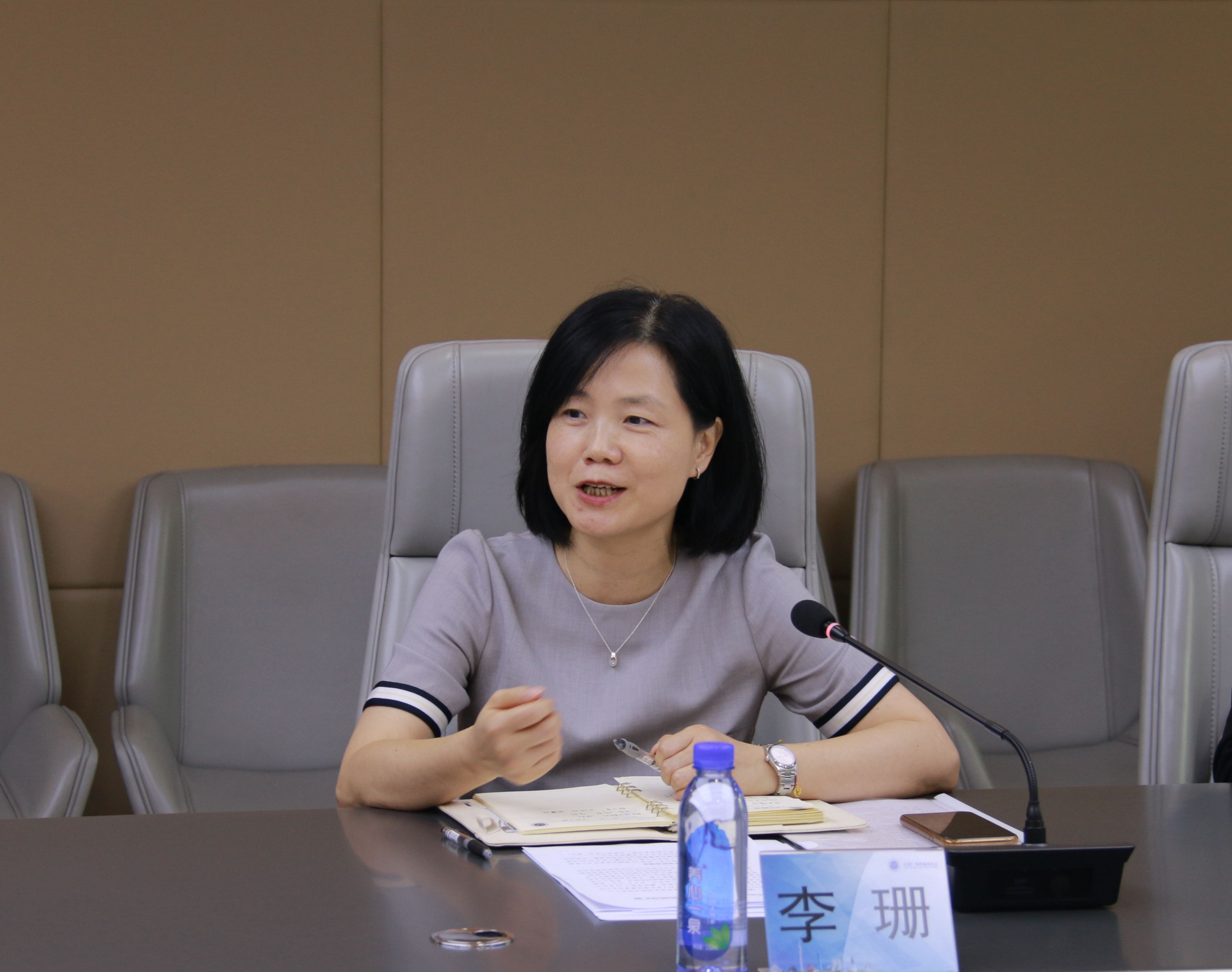 李珊.jpg