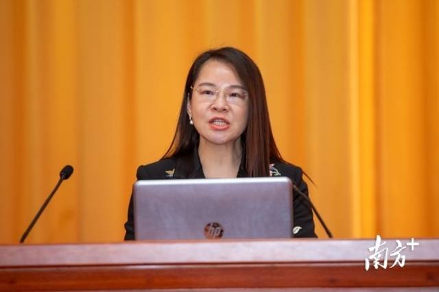 刘红丽.jpg