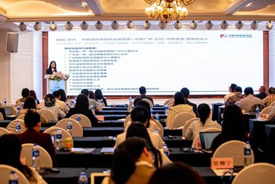 03杨闰主任发言_副本.jpg